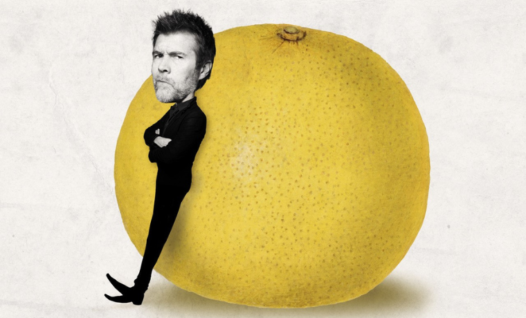 image of RHOD GILBERT AND THE GIANT GRAPEFRUIT